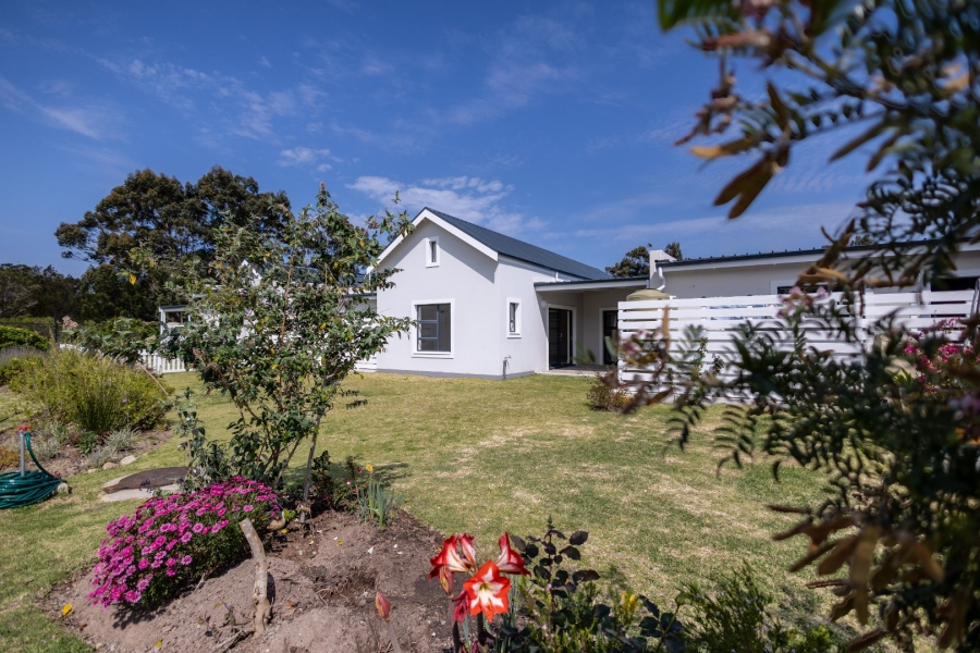 2 Bedroom Property for Sale in Keurbooms Western Cape